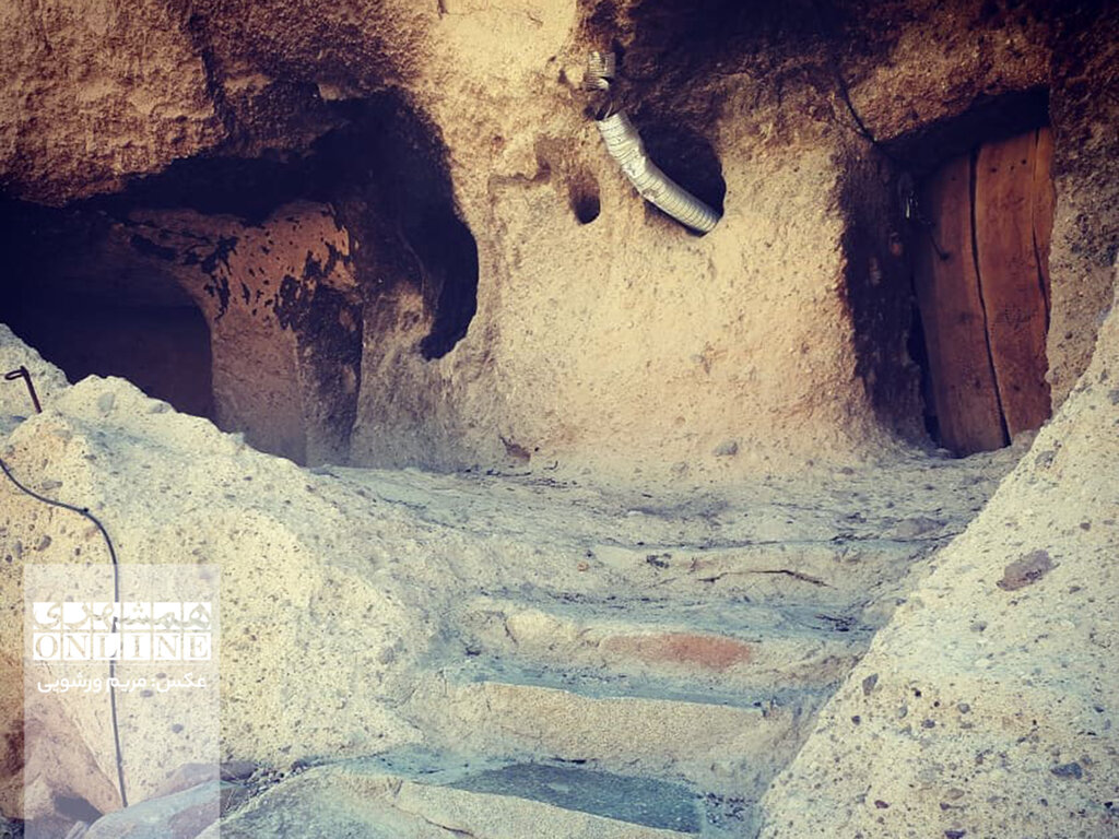 تصاویر قدیمیترین روستای صخرهای جهان ؛ روستای ۳ هزار ساله ایران را ببینید | اتاقهایی بدون آجر و سیمان | آشپزخانههایی قدیمی که دودکش ندارند