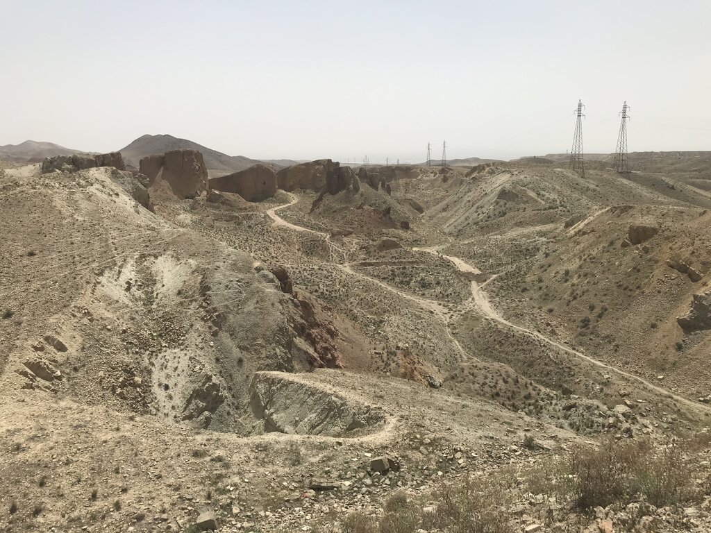 تفرجگاه بکر جنوب شرق پایتخت اینجاست | تماشای جاده چالوس و دره ستارگان از بام تفرجگاه نرجس خاتون