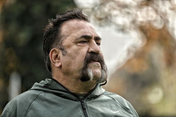 ساخت مستند زندگی پیشکسوت پرسپولیس که شاخ اینستاگرام شد | ماجرای کلکل با تتلو