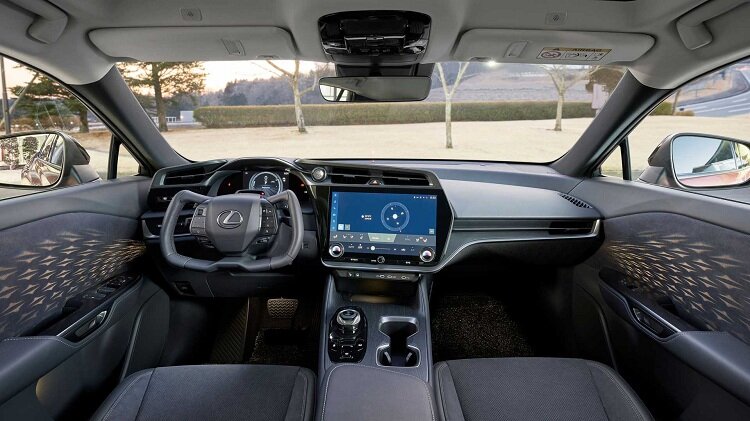 تصاویری از لکسوس RZ 450e | رونمایی از جواهر یک میلیارد و ۴۰۰ میلیون تومانی!