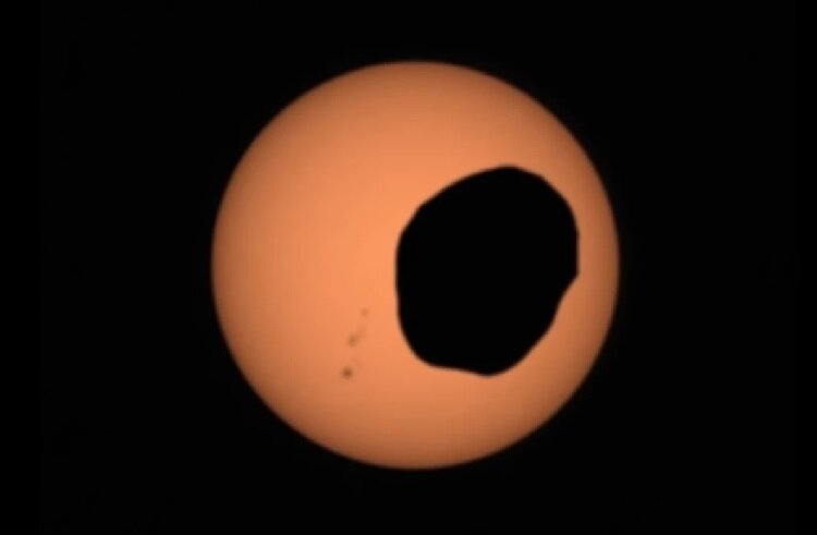 واضحترین تصاویر از خورشیدگرفتگی در مریخ | استقامت زیباترین لحظات را شکار کرد