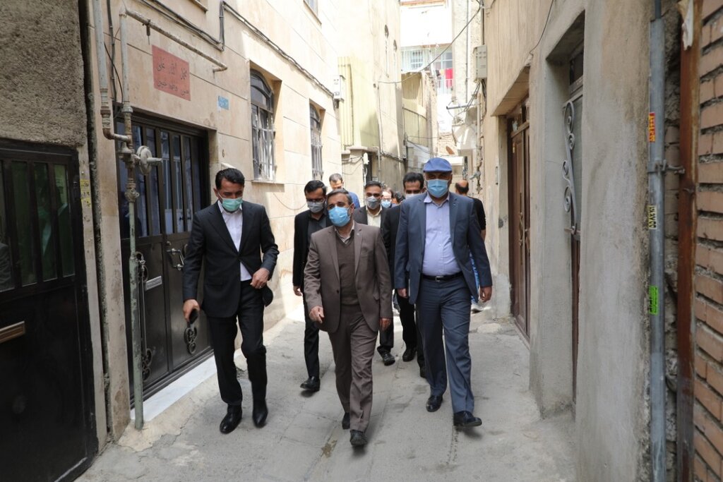 بازدید معاون وزیر راه ازبافتهای فرسوده| وجود ۴۵ هکتار بافت فرسوده در بخشی از منطقه 19