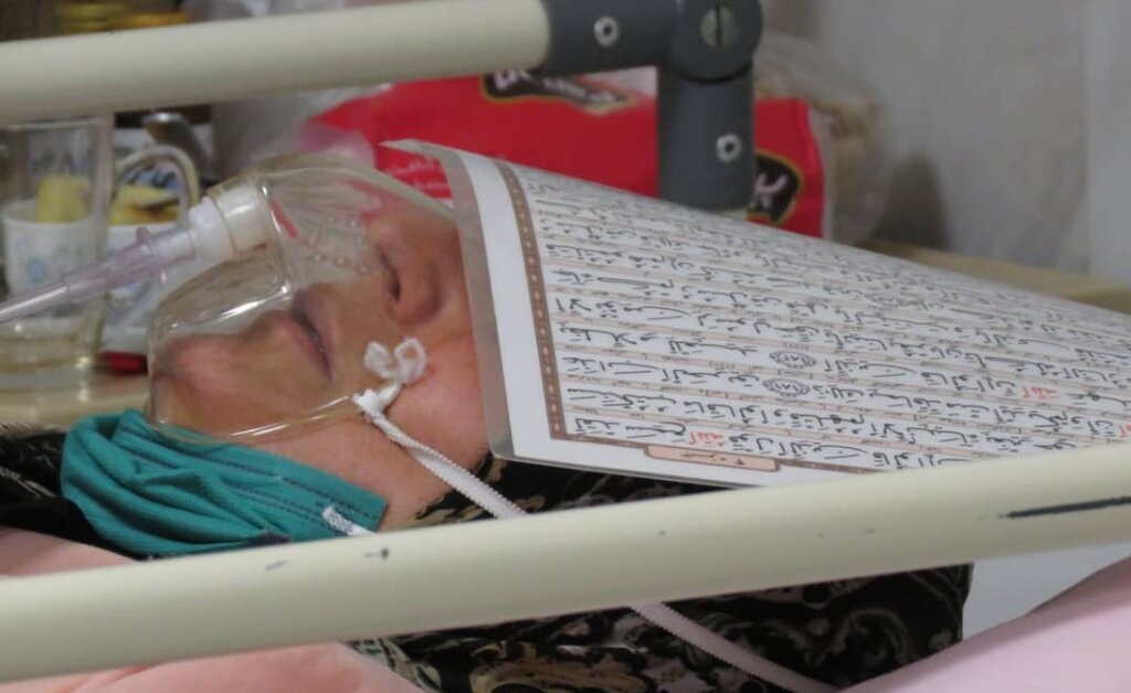 شبهای قدر در بیمارستانها چگونه میگذرد؟ | ایمان به معجزه یا من اسمه دواء