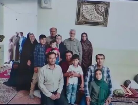 آخرین عکس سردار قاسم سلیمانی با خانواده قبل از شهادت