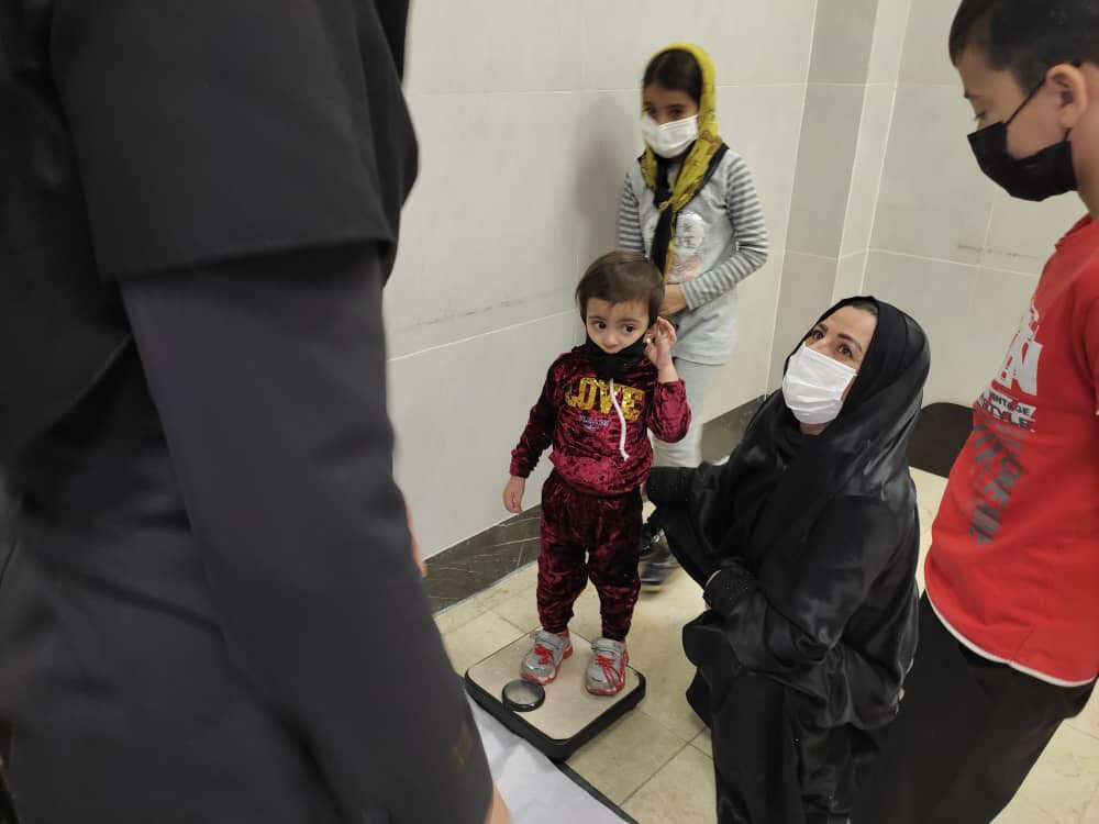 واکسیناسیون و غربالگری نانآوران کوچک در مرکز «خاتون»