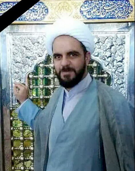 تصاویر امام جماعتی که دیروز هنگام اقامه نماز عصر درگذشت