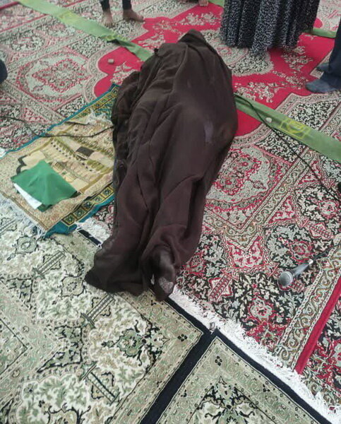تصاویر امام جماعتی که دیروز هنگام اقامه نماز عصر درگذشت