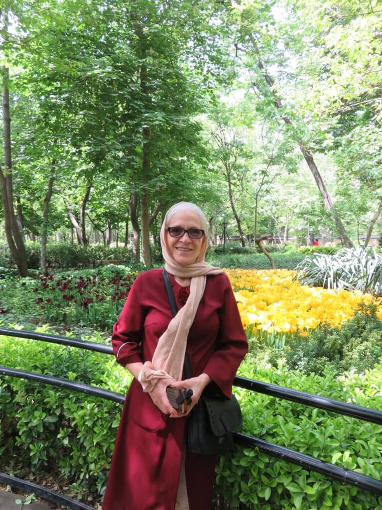 بانوی ۷۱ ساله ایرانی؛ فاتح کلیمانجارو