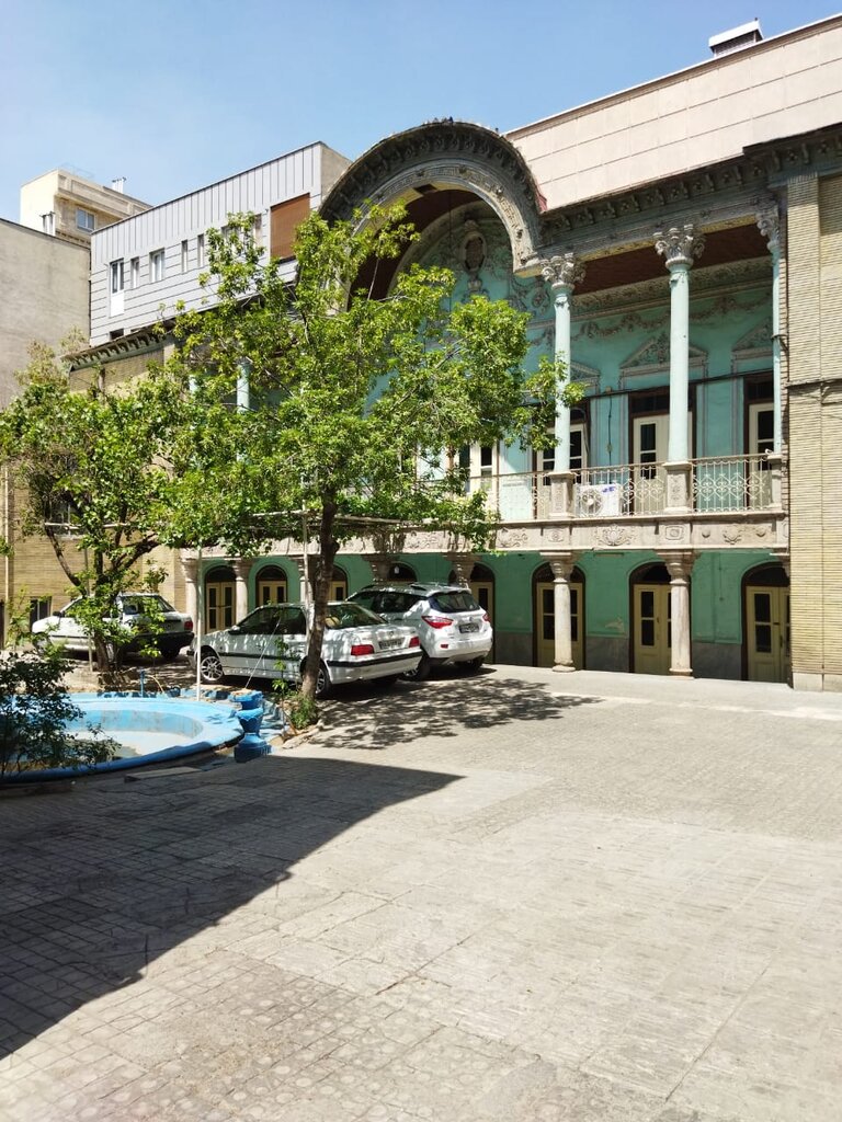 خانه سوگلی ناصرالدین شاه و هووی جیران کجاست؟