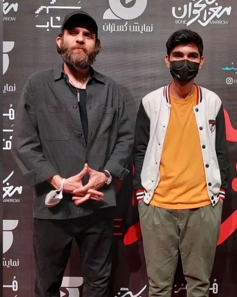 تصاویر | واکنشهای جالب پریناز ایزدیار به طرفدارانش