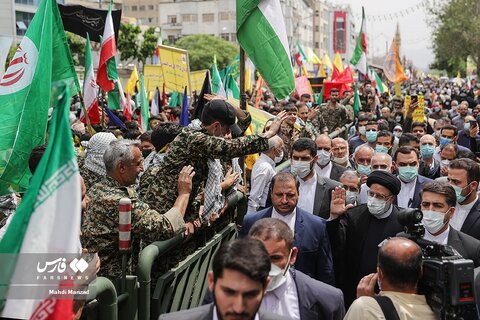 حضور رئیس جمهور در راهپیمایی روز قدس