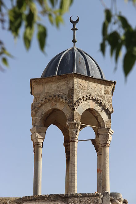 تصاویری دیده نشده از مسجد الاقصی | یادبود پیامبران و عرفا در گوشه و کنار صحن مبارک | گهواره حضرت عیسی (ع) را ببینید