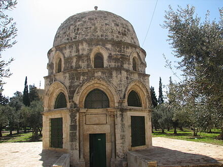 تصاویری دیده نشده از مسجد الاقصی | یادبود پیامبران و عرفا در گوشه و کنار صحن مبارک | گهواره حضرت عیسی (ع) را ببینید