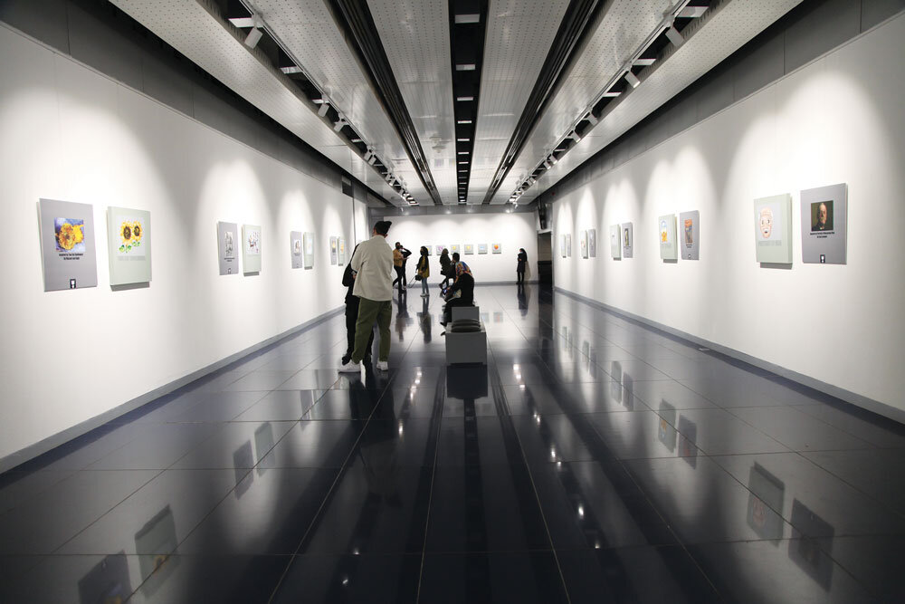 نگاهی به نمایشگاه «موقعیت‌ها و احساسات» و آثار سیمین قرقچیان