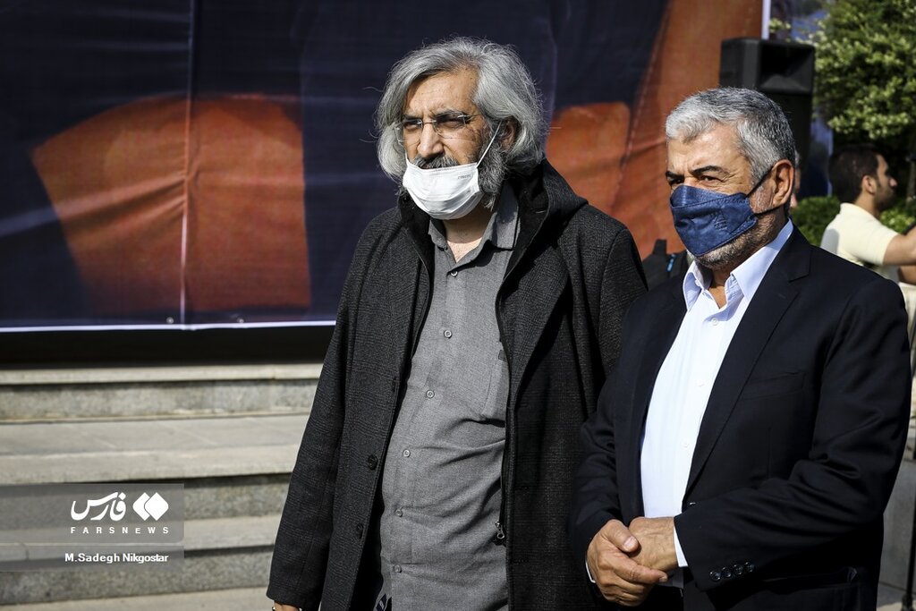 تصویر سرداران در مراسم تشییع نادر طالب زاده | سردار قاآنی و سردار جعفری در یک قاب