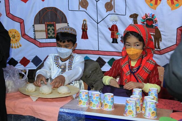 تصاویر | این معلم، یک مدرسه محروم را به مدرسه ای مدرن تبدیل کرد | قصه خواندنی آقا معلم در یکی از محرومترین روستاها