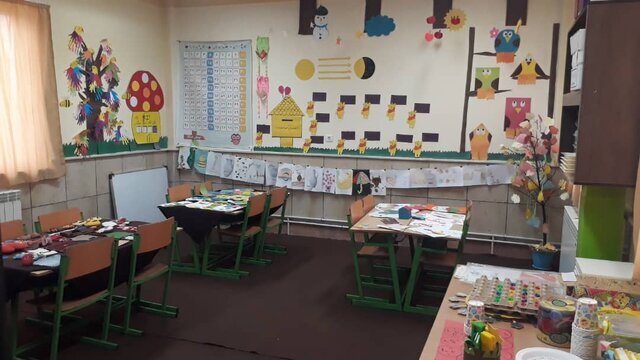 تصاویر | این معلم، یک مدرسه محروم را به مدرسه ای مدرن تبدیل کرد | قصه خواندنی آقا معلم در یکی از محرومترین روستاها