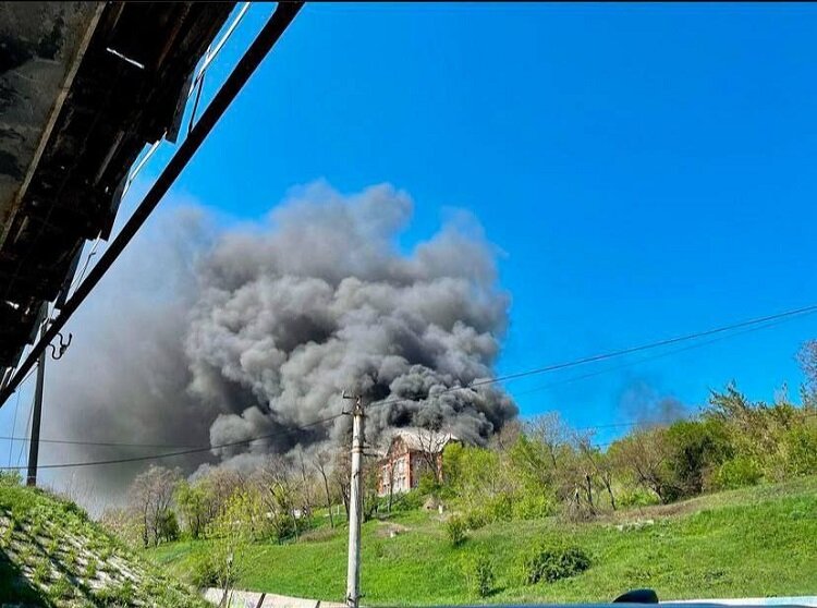 انهدام مدرسهای که از ۲ جنگ جهانی جان سالم بهدر برده بود + تصاویر