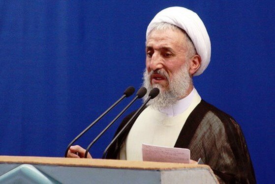 تاکید امام جمعه تهران بر ۳ شرط برای پذیرش توافق در مذاکرات | با یک تیم انقلابی مذاکرات را ادامه می‌دهیم