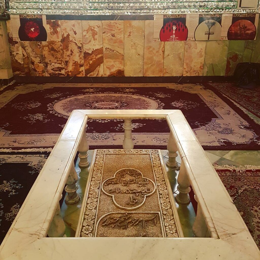 این زیارتگاه مزار یک راهزن است