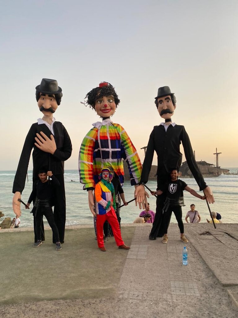 تصاویر | جوان ایرانی سازنده عروسکهای «گلوبال ویلیج» دبی | عروسکهای وطنی در انگلستان و امارات //