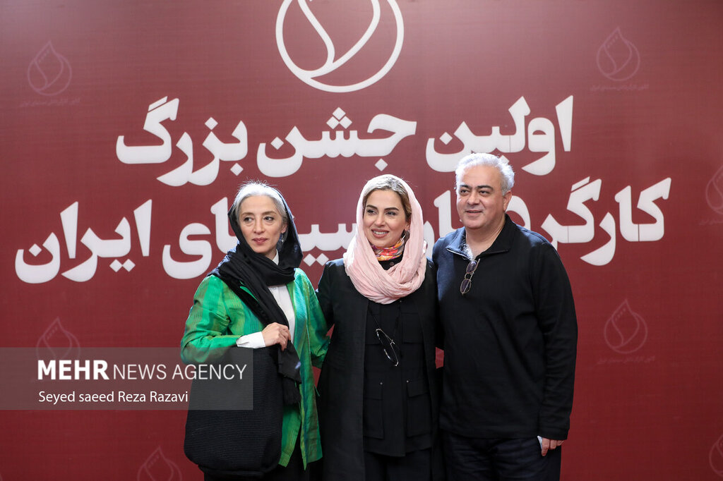 تینا پاکروان