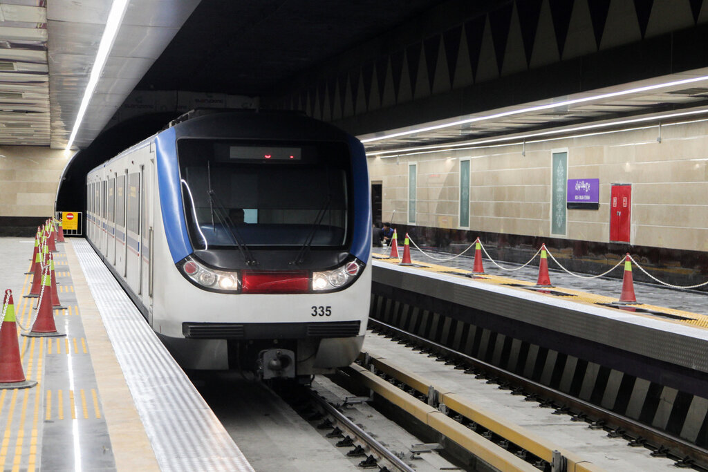 ایستگاههای مترو به بازار مبل یافتآباد