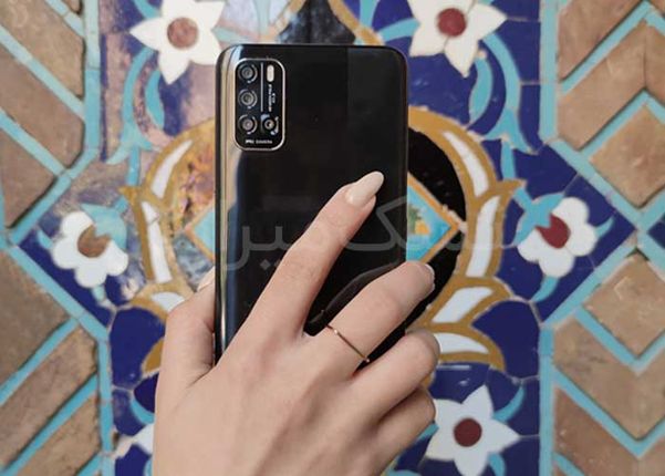 چه گوشی بخریم که هم ارزان باشد و هم کاربردی؟