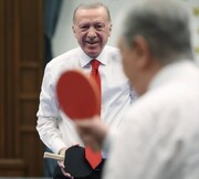 تصاویر پینگ‌پنگ بازی کردن دو رئیس جمهور