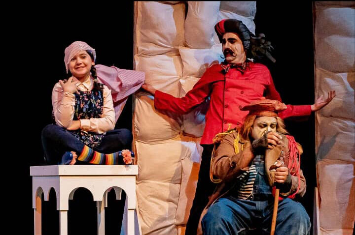 شبهای نمایشی برای نوجوانان