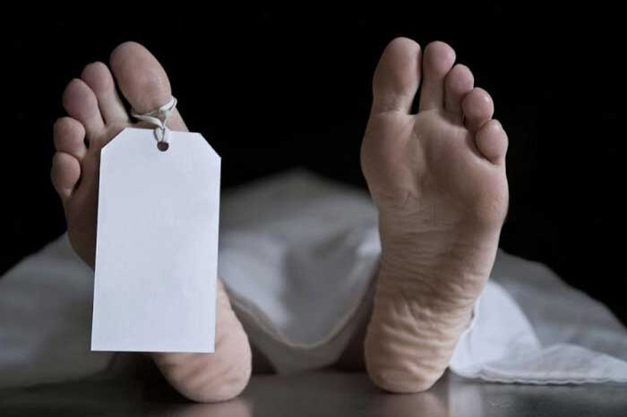 کشف جسد در چمدان زیر خاک ؛ قتل به خاطر یک زن | مرد کارتن‌خواب با پلیس تماس گرفت