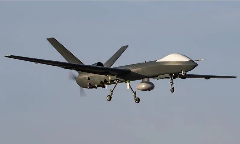 تصاویر | گزارش المیادین از مهمترین و خطرناکترین پهپادهای جهان | کدام پرندههای ایرانی در فهرست حضور دارند؟