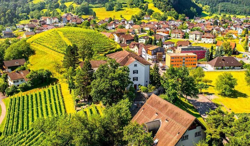 این کشورها فرودگاه ندارند | مسافران چگونه به این کشورها میروند؟