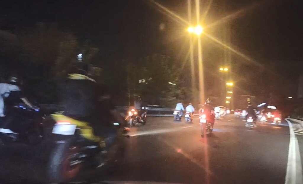 غرش موتور هزار در «نیایش» | تخلیه هیجان به قیمت جان