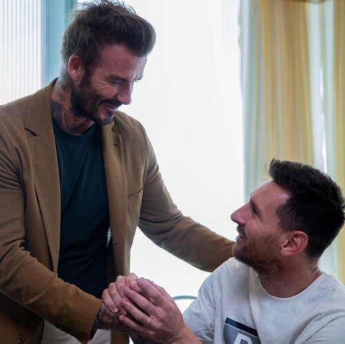 عکس | تصمیم خبرساز بهترین بازیکن جهان | جواب مثبت «مسی» به ستاره سابق رئال مادرید