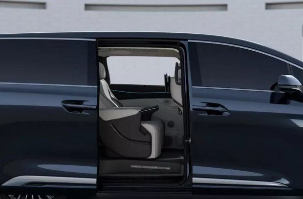 BYD و مرسدس ستارهشان را معرفی کردند | تصاویری از خودروی چند منظوره لوکس چینی