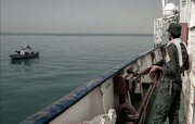 جزئیات توقیف کشتی خارجی حامل محموله بزرگ قاچاق در خلیج‌ فارس | چند نفر دستگیر شدند؟