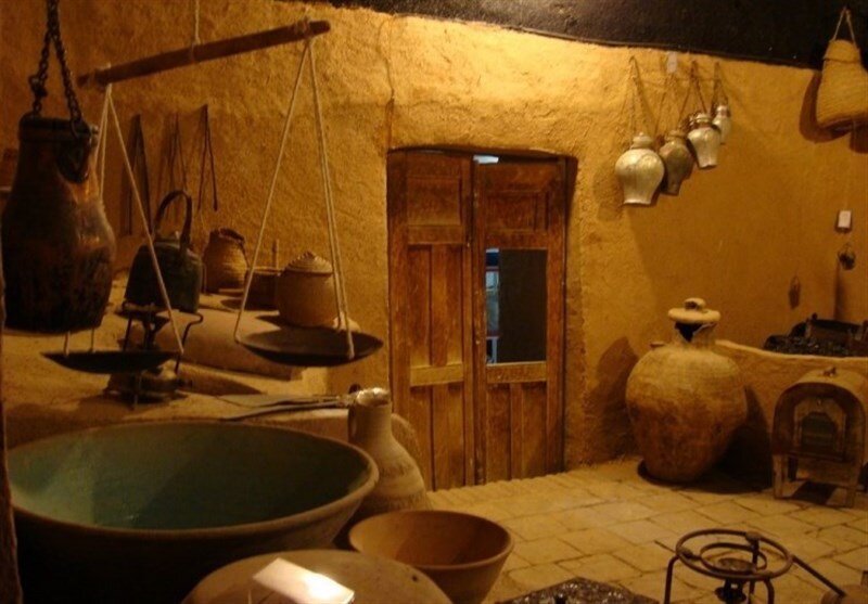 بهاره خسروی / محله