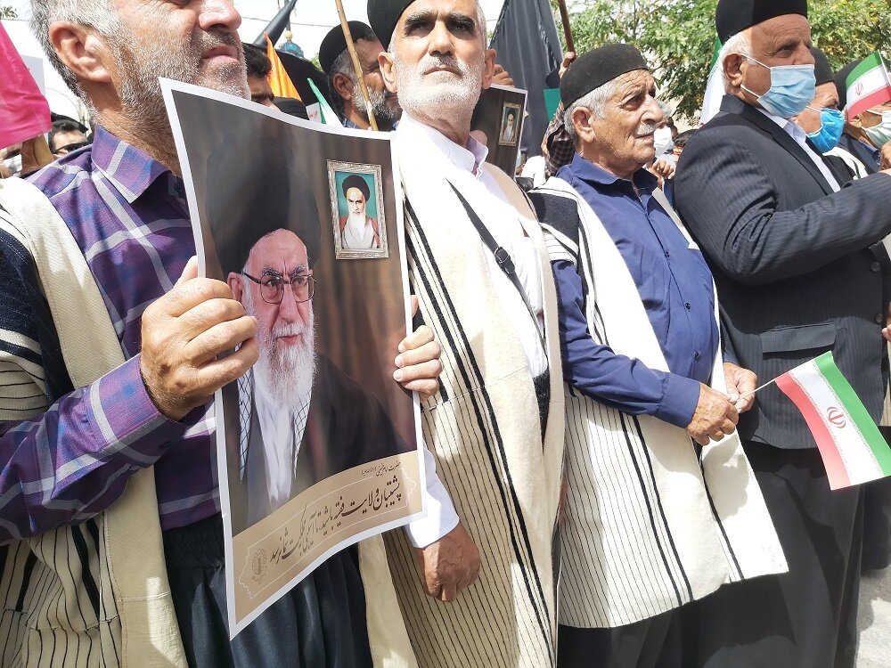 تصاویر | راهپیمایی مردم ایذه در اعتراض به آتش زدن مسجد توسط چند متهم | جزئیات اهانت به مسجد و قرآن کریم