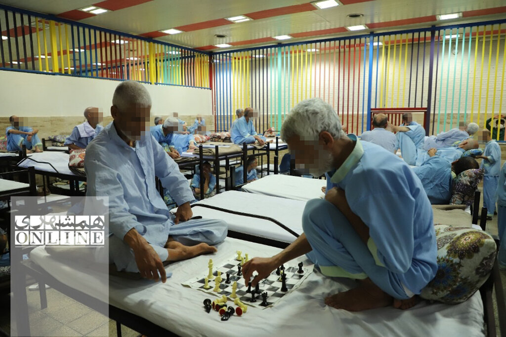 تصاویر | نگهداری معتادان متجاهر سالمند در یاور شهر تهران