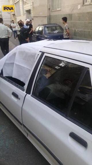 اولین تصاویر لحظه ترور پاسدار صیاد خدایی در تهران | تصاویر تلخ از پیکر خونین مدافع حرم