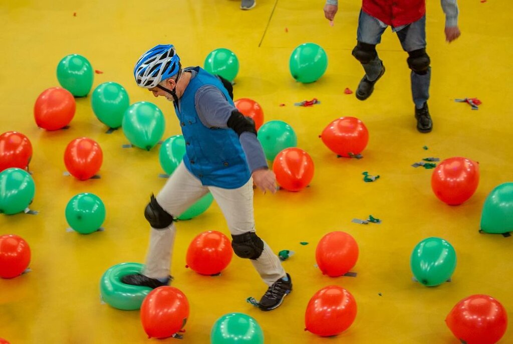 قاتی‌بازی خندوانه - بادکنک