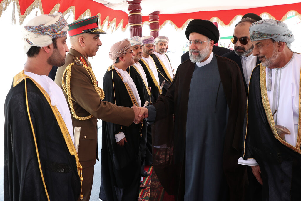 استقبال از رئیسی در عمان