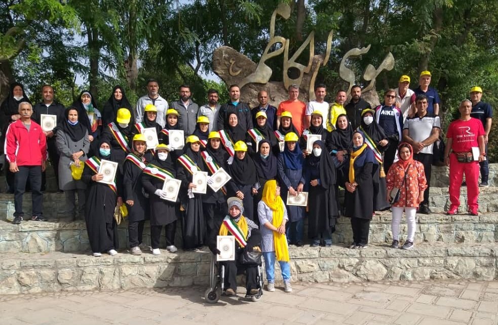 ابزار تمرین قهرمان طلایی کشور یک درخت است با ۱۰۰ شاگرد