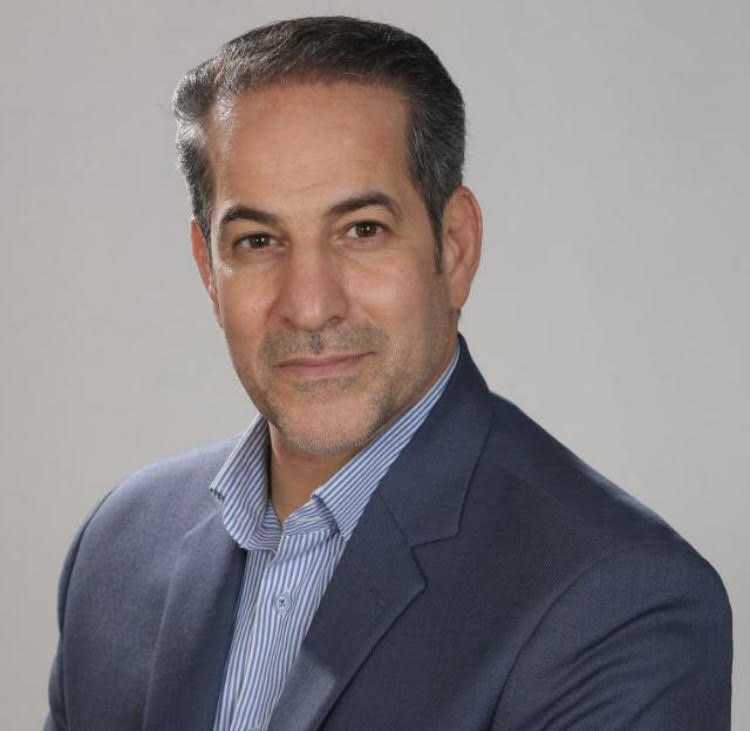 چند میگیری گوش بشکنی؟ | شکستن گوش ۴۵۰ هزار تومان ناقابل | مدلهای گل کلمی و حلزونی بالای یک میلیون تومان