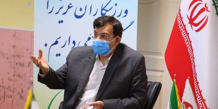 دختر وزنه بردار ۱۷ ساله نمی تواند به این راحتی تصمیم به پناهندگی بگیرد | پای شبکه قاچاق انسان در میان است!