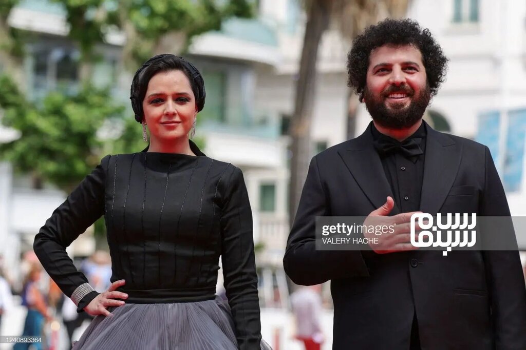 ویدئو | ترانه علیدوستی و نوید محمد زاده روی فرش قرمز جشنواره کن