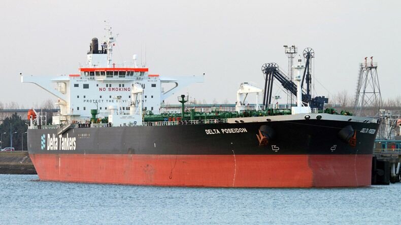 ایران دو نفتکش یونانی را توقیف کرد | جزئیات اقدام گارد ساحلی ایران
