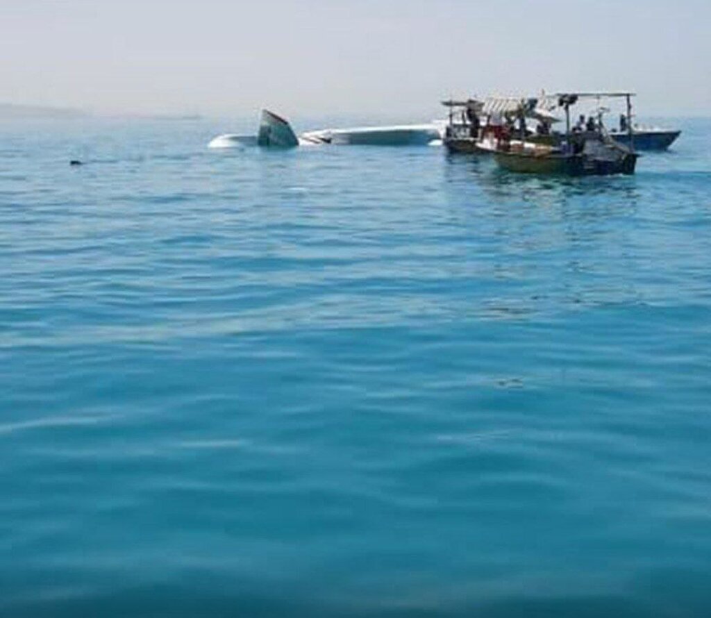 سقوط هواپیما