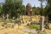 ببینید | آرامگاه پزشک فرانسوی دربار قاجار در محله دولاب تهران | کلوکه ؛ پزشکی که گلوله را از بدن ناصرالدین شاه بیرون کشید